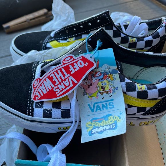 Vans Shoes Old Skool x SpongeBob SquarePants Checker Print Off the Wall - Picture 4 of 9